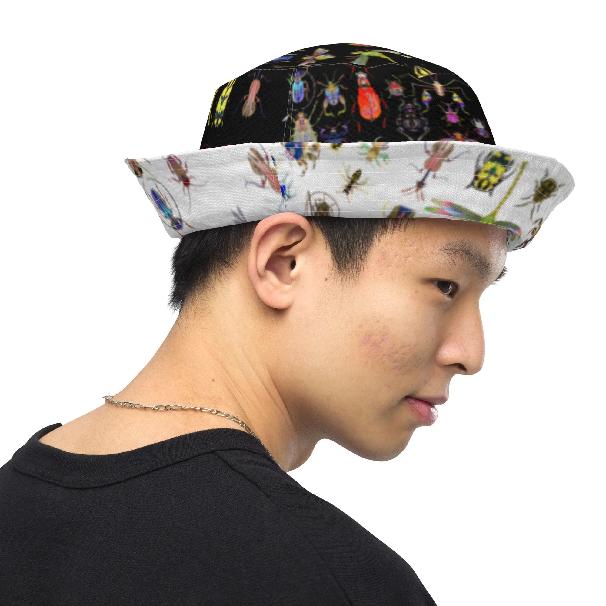 Shoosty Bugs Reversible bucket hat - Wearable Fine Art by Shoosty
